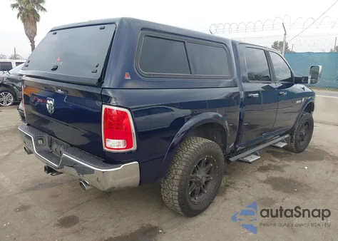 2015 Ram 1500 Laramie из США, поврежденный, VIN 1C6RR7NMXFS731962
